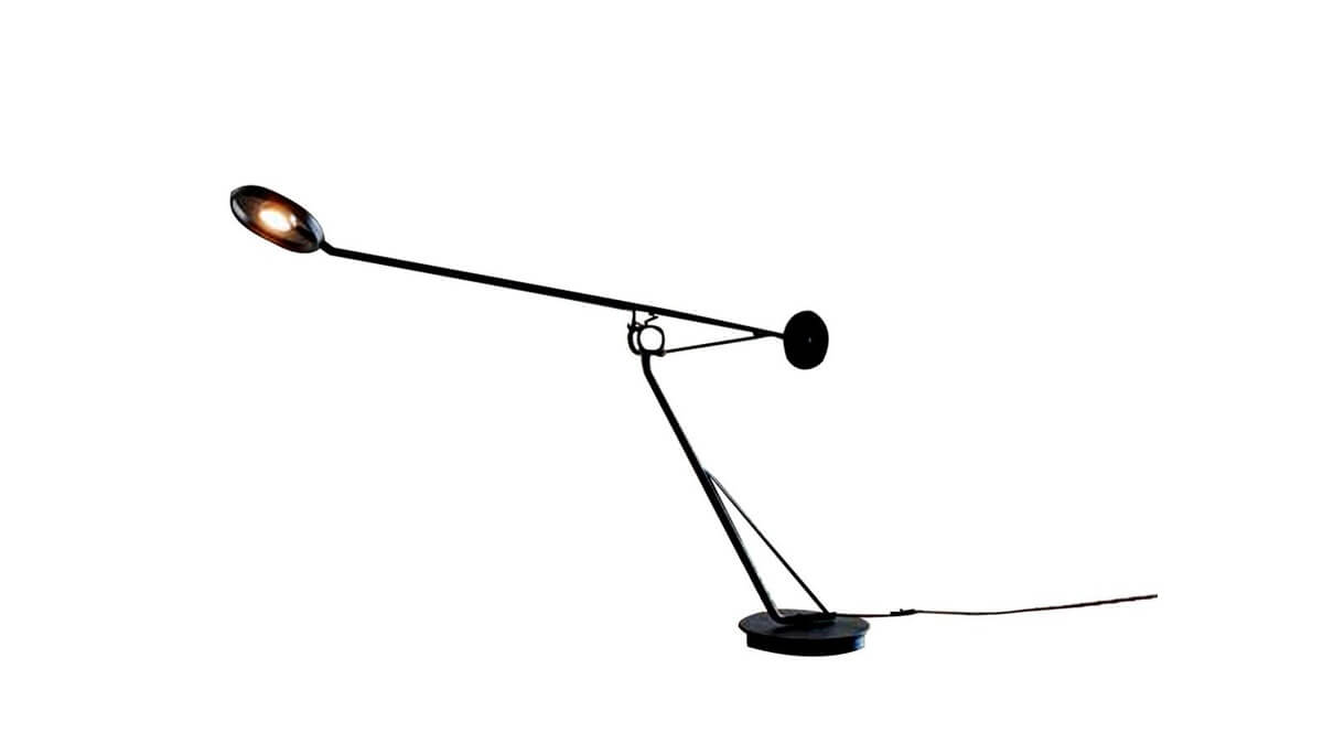 Aaro Table