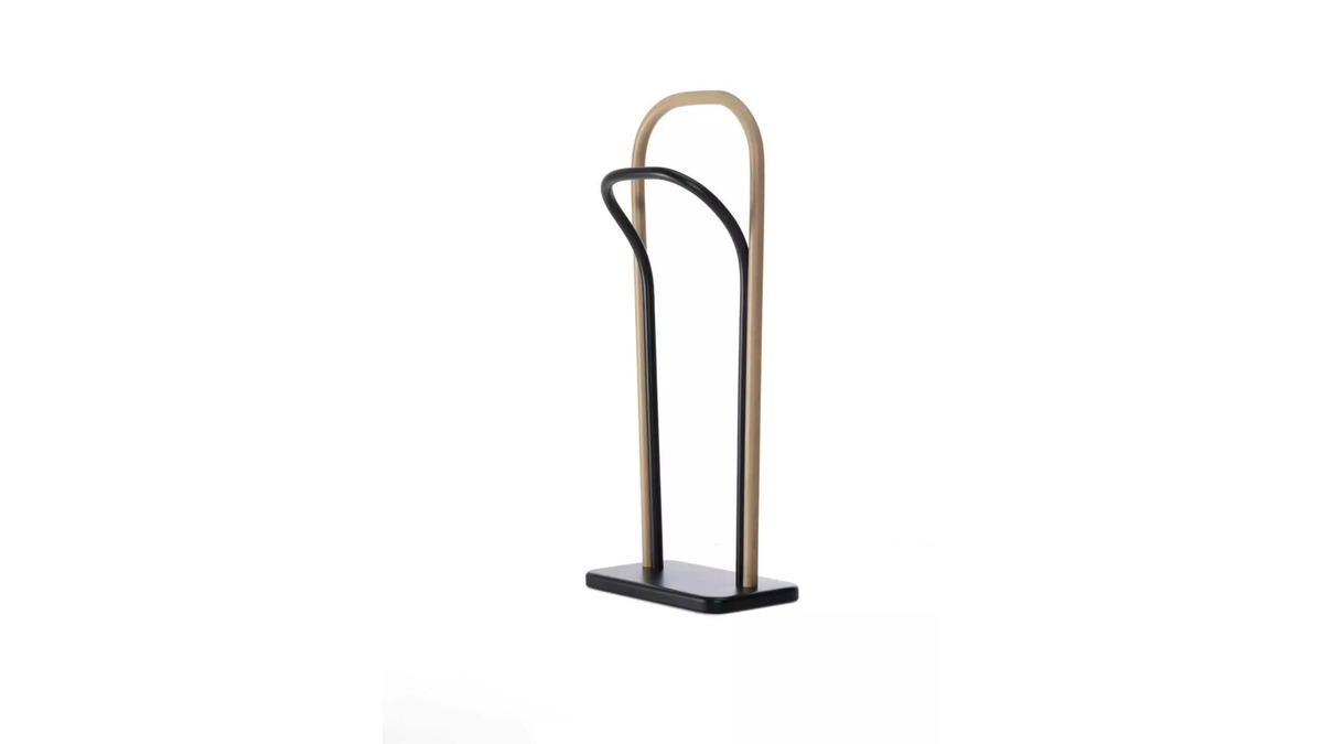 Arch Clothes Valet