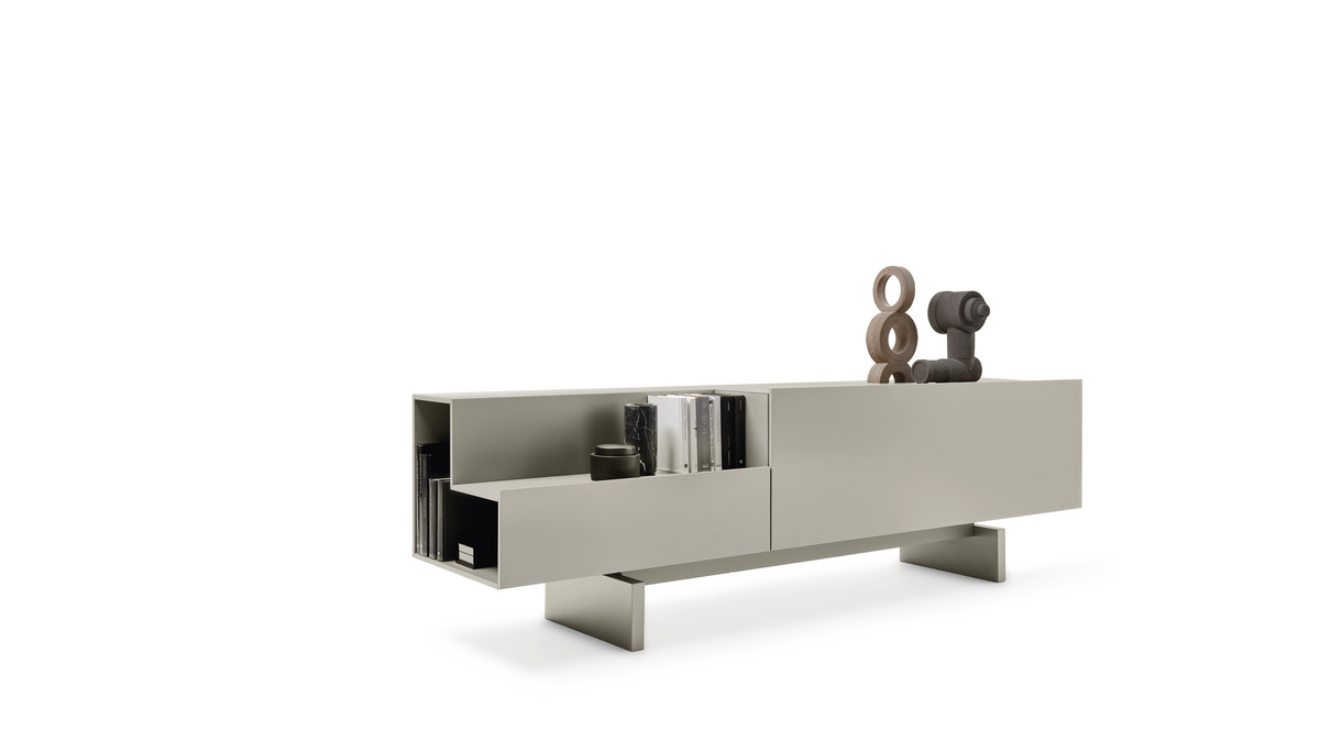 Ella Credenza